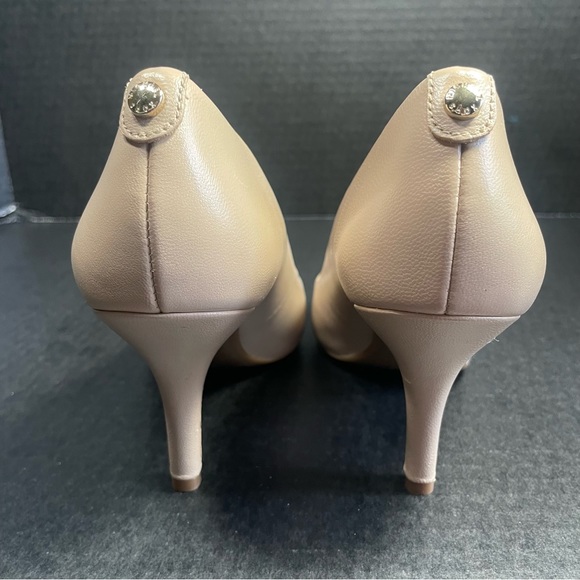 BNWOB MICHAEL KORS LIGHT NUDE HEELS SIZE 5.5M PRICE FIRM - Picture 4 of 15